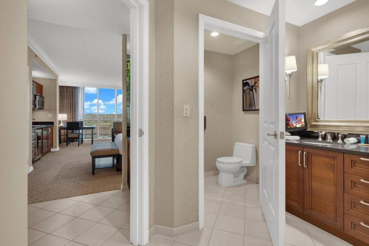 Apartamento Luxury Mgm With Pool Gym And Jacuzzi Bathtub